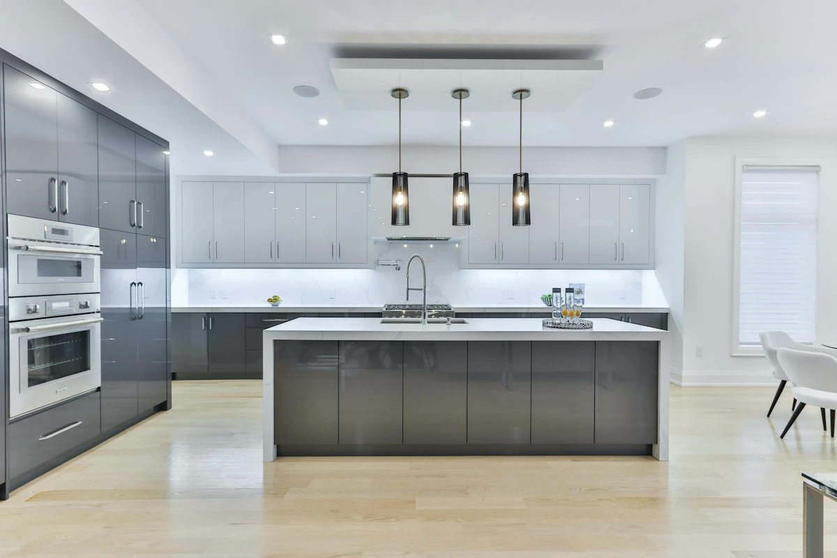 A Homeowner’s Overview of CasaBuilt Cabinets and Cabinet Design